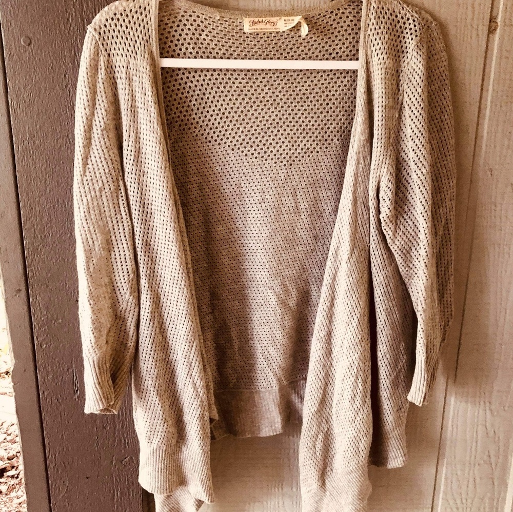 3/$20🍁Size M.  Fall/Winter cardigan